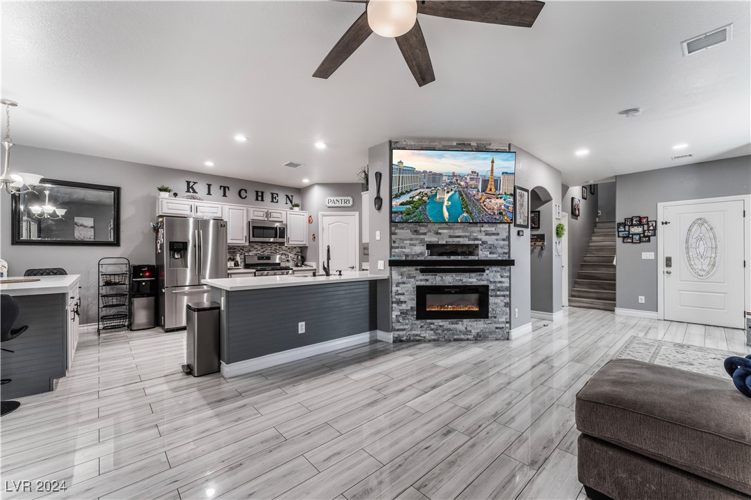 4659 Longshot Drive