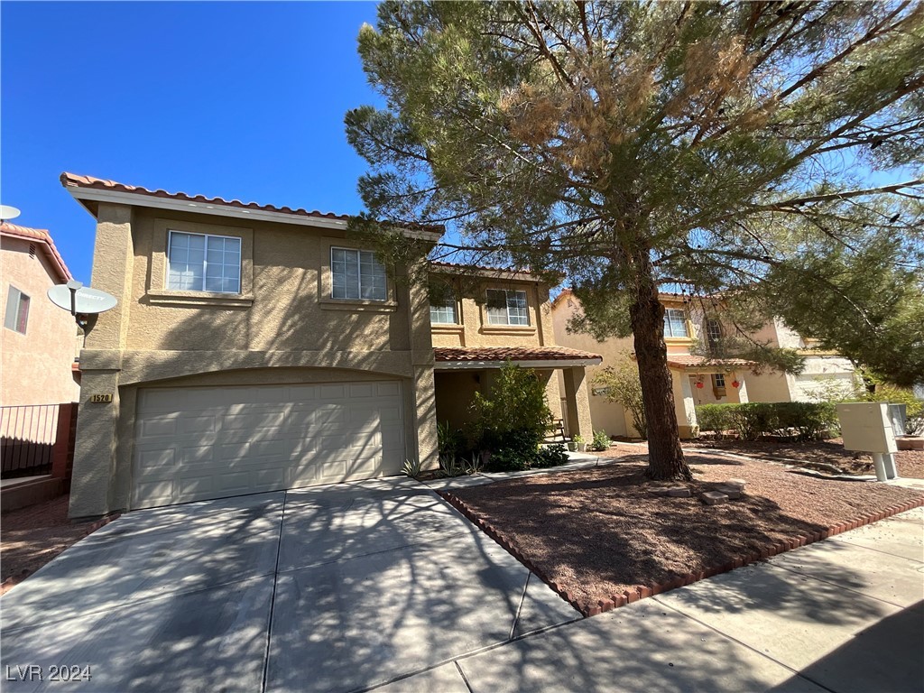 1520 Spreading Oak Drive