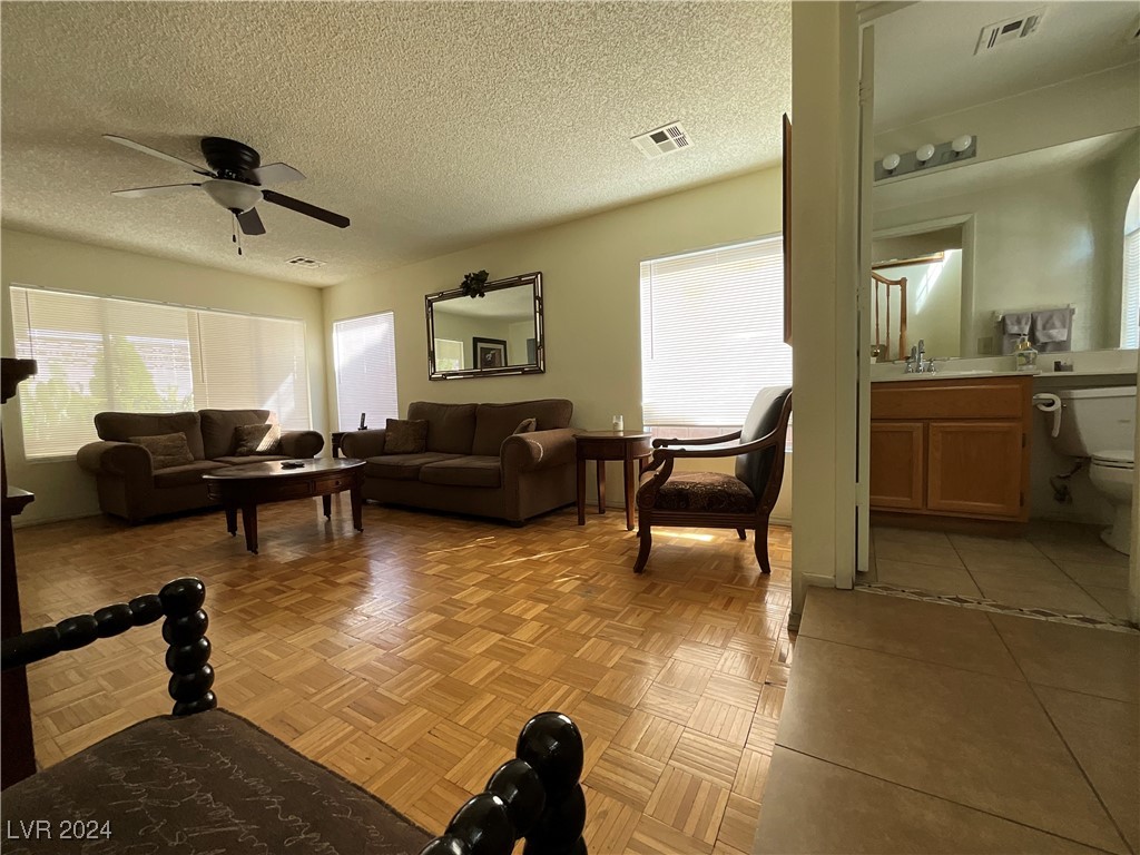 1520 Spreading Oak Drive