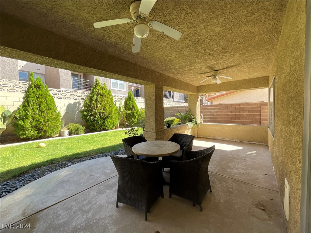 1520 Spreading Oak Drive
