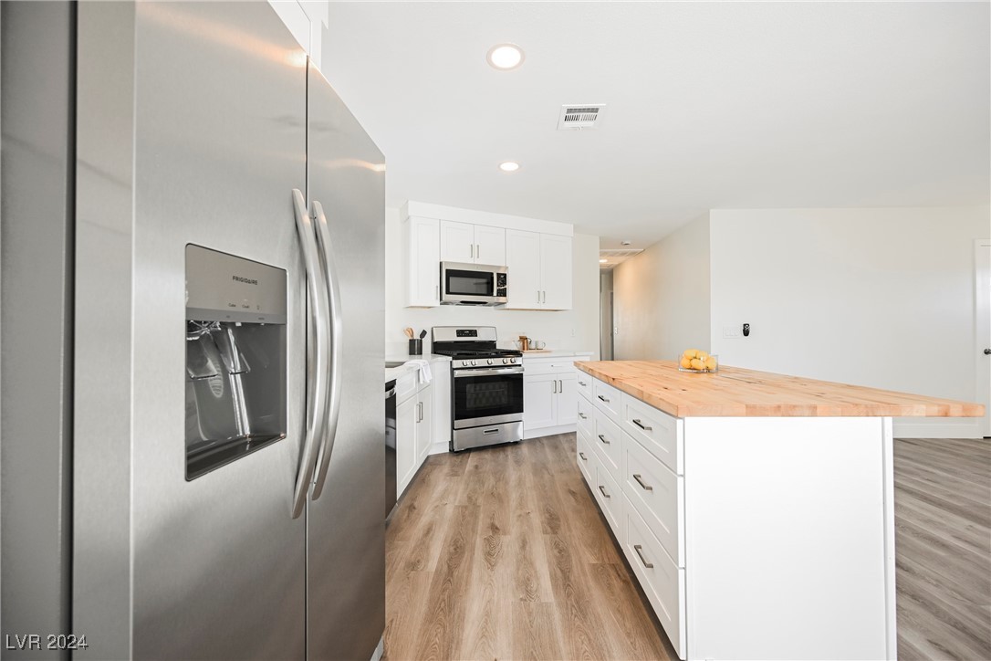 3517 Del Rio Drive