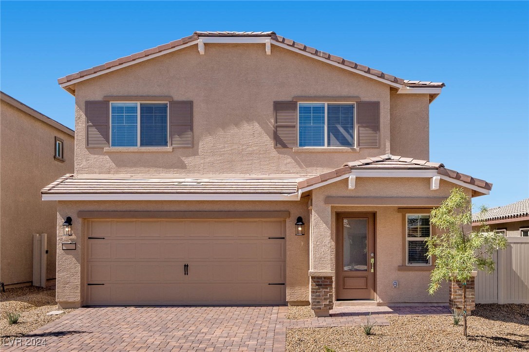 2704 Pavehawk Way