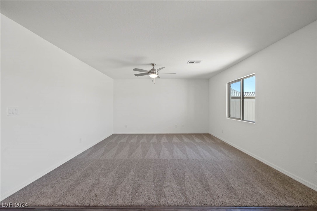 2704 Pavehawk Way