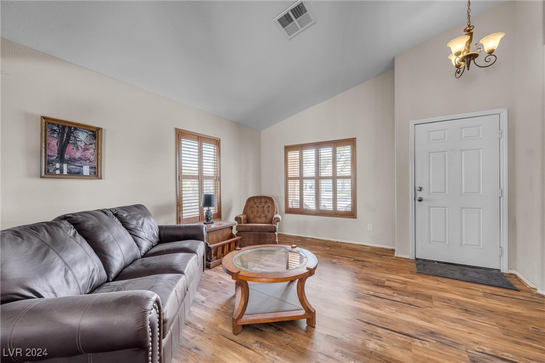 2518 Old Town Drive