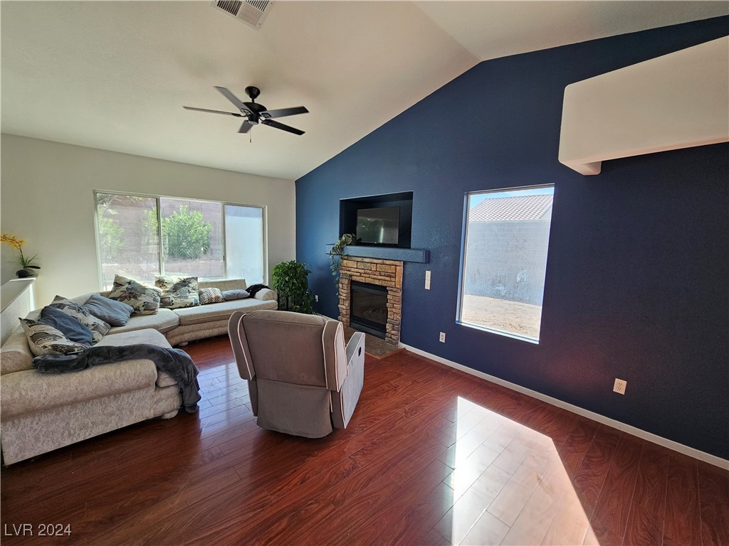 2710 Morning Rain Street