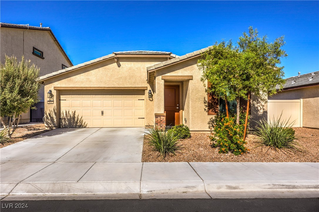 102 East Verde Way