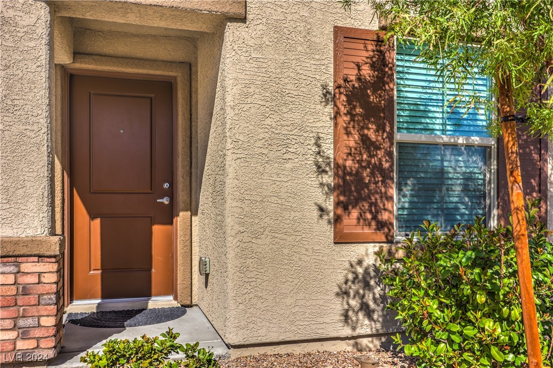 102 East Verde Way