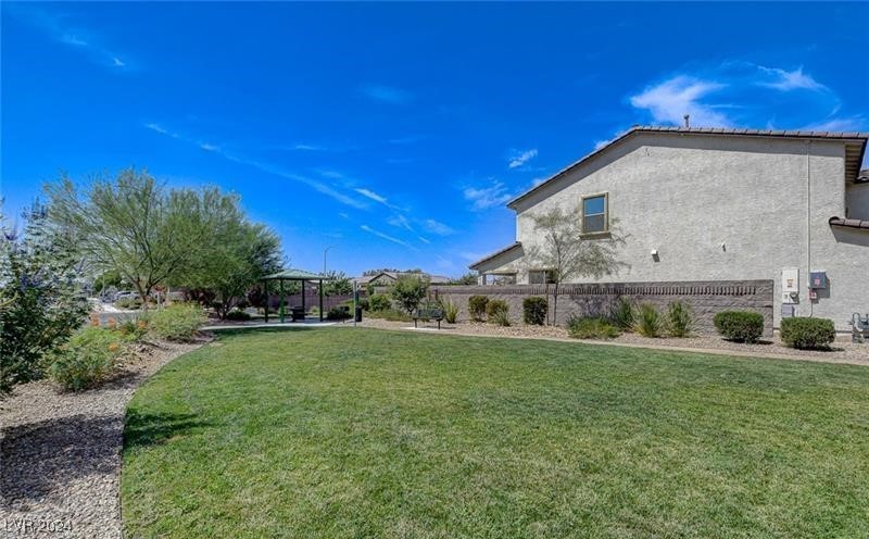 102 East Verde Way