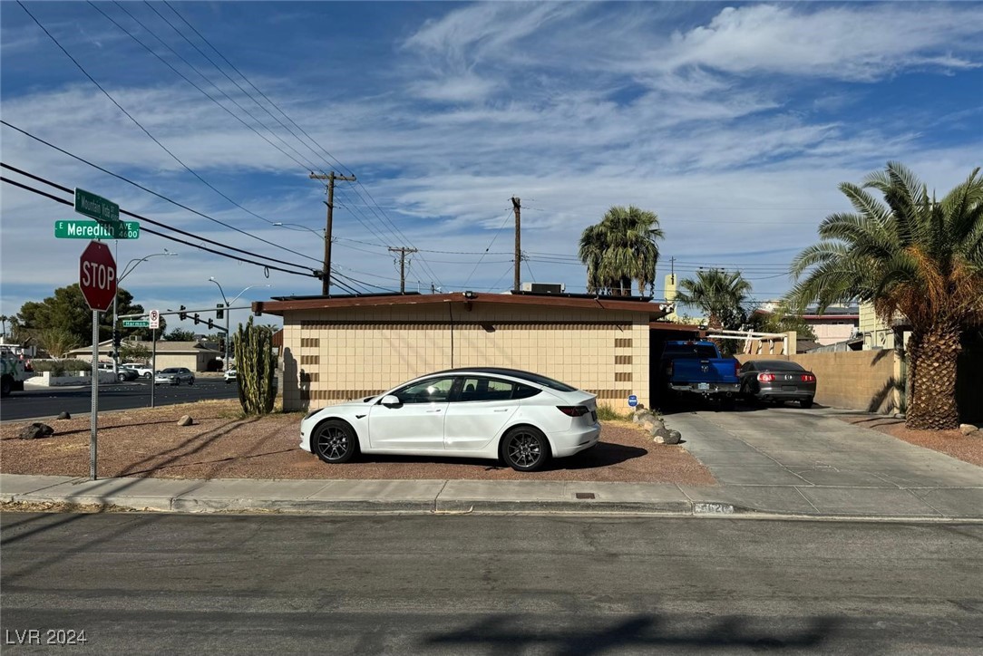 4620 Meredith Avenue