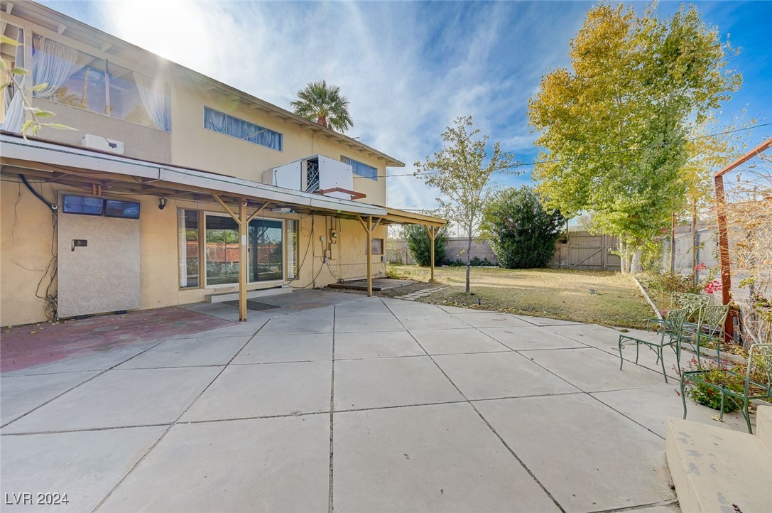 4304 Vegas Drive
