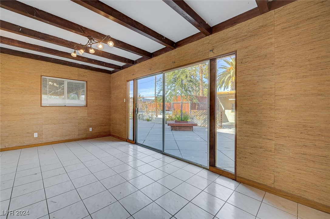 4304 Vegas Drive