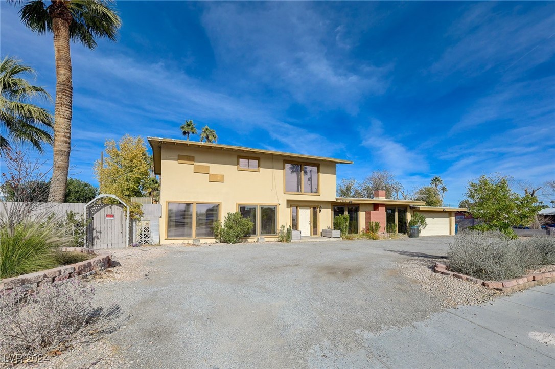 4304 Vegas Drive