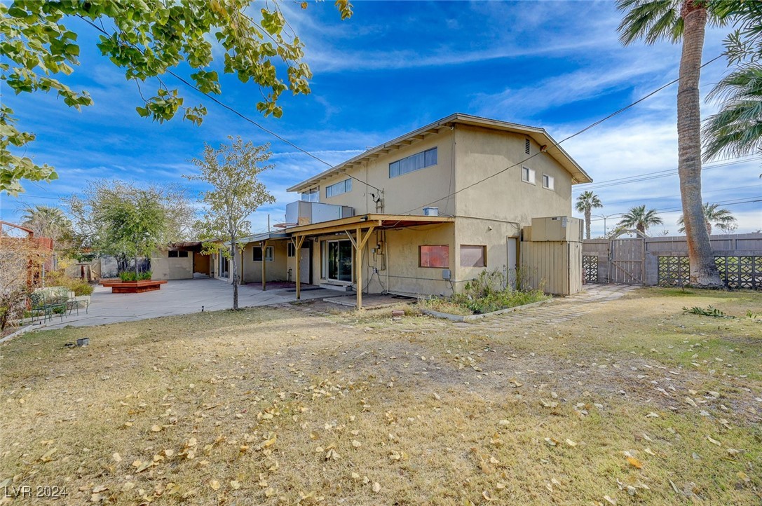 4304 Vegas Drive