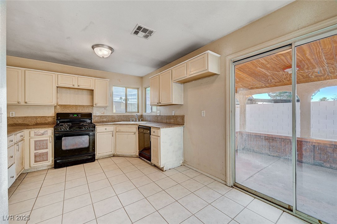 1565 Pasture Lane