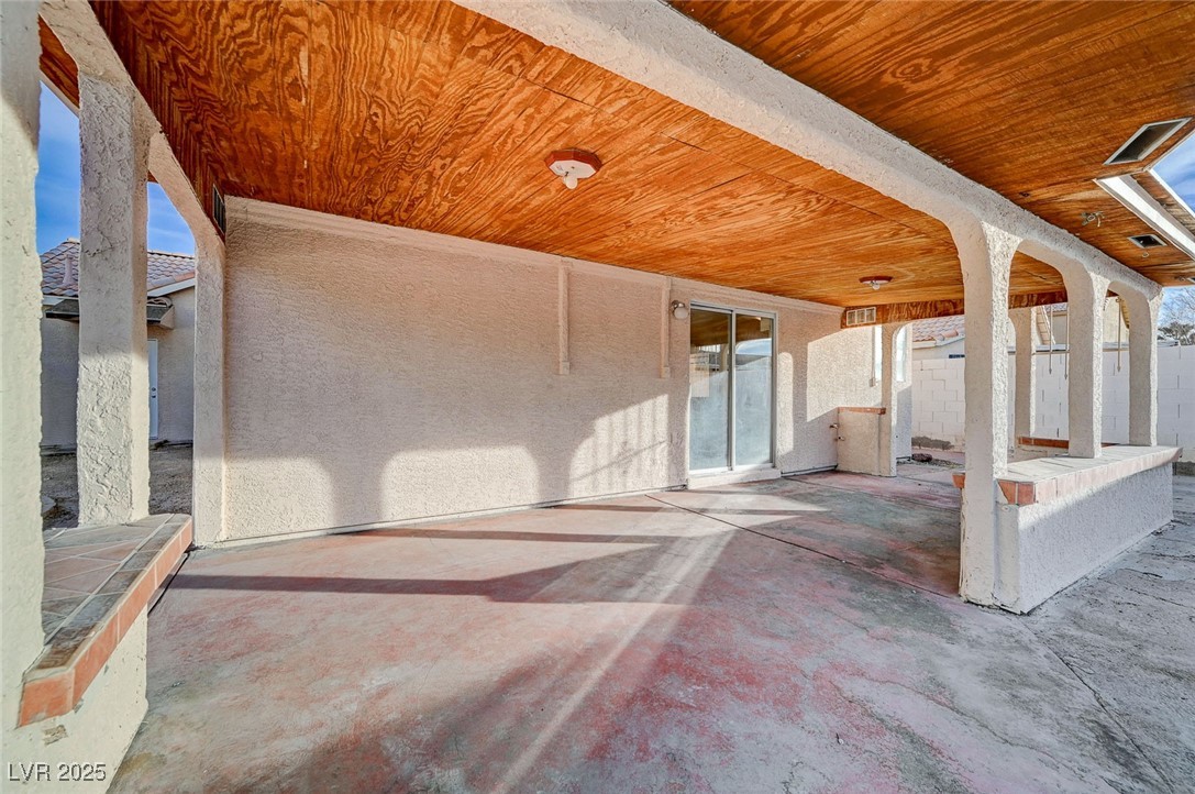 1565 Pasture Lane