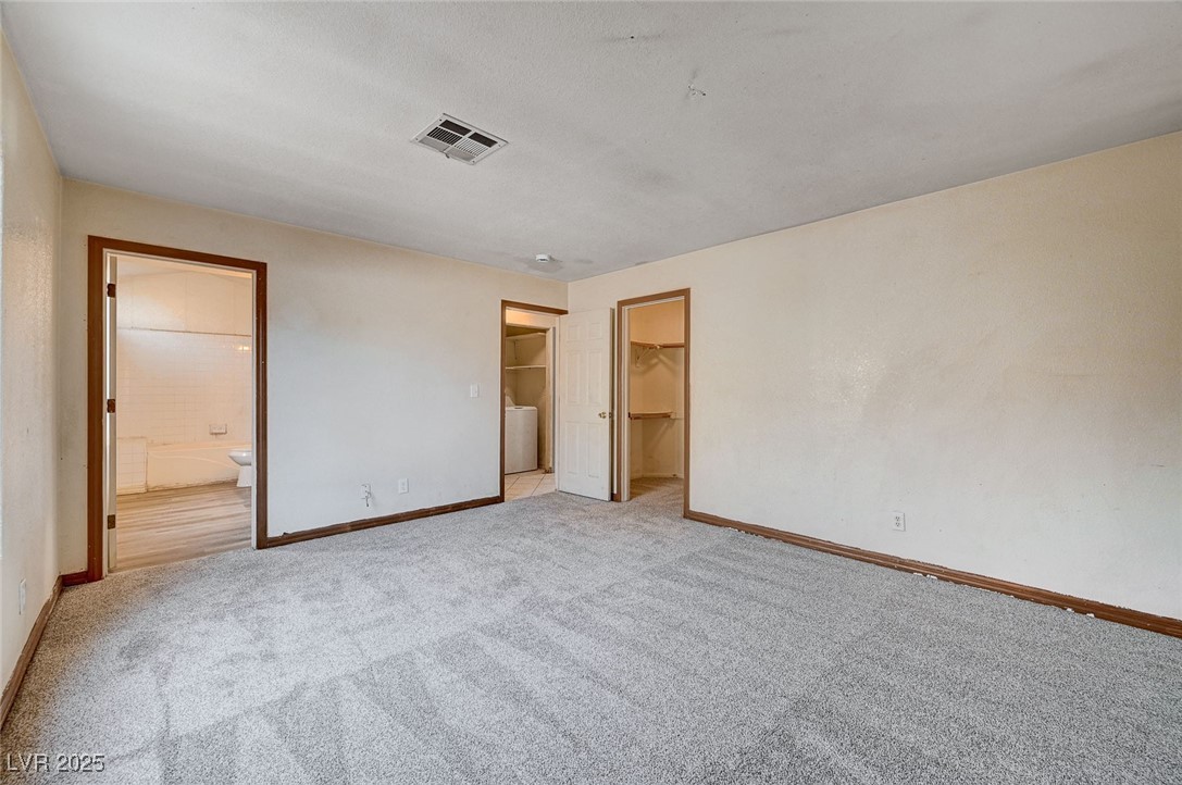 1565 Pasture Lane