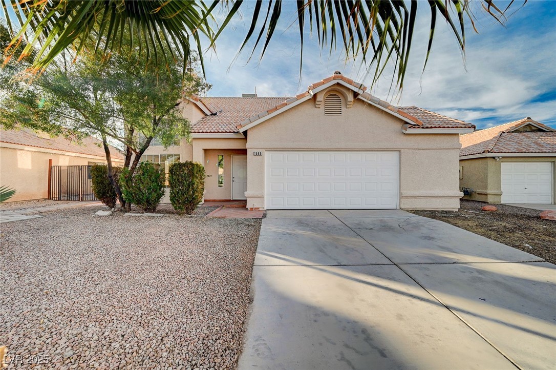 1565 Pasture Lane