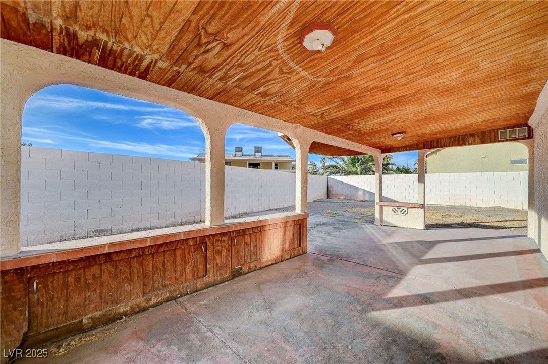 1565 Pasture Lane
