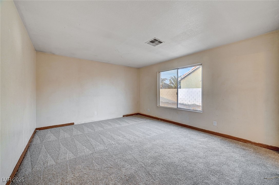 1565 Pasture Lane