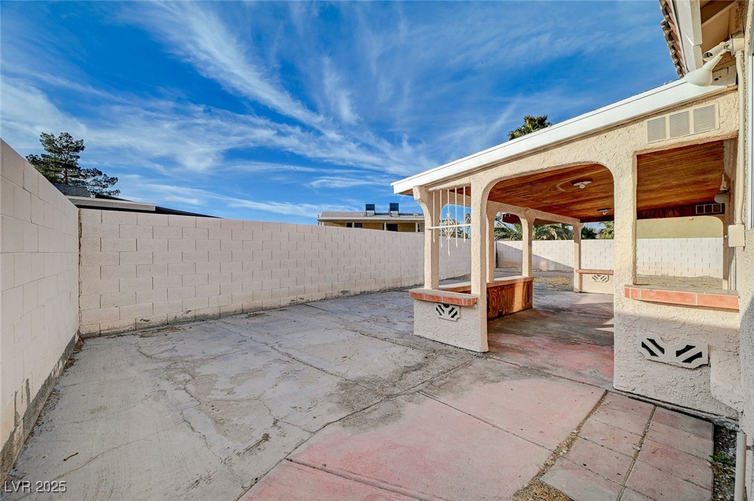 1565 Pasture Lane
