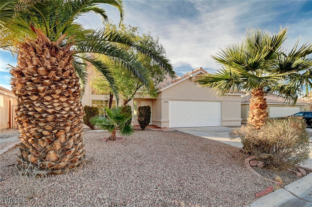 1565 Pasture Lane