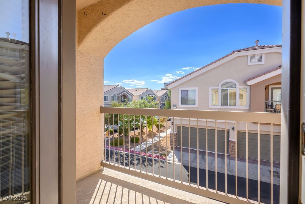 6040 Emma Bay Court 101