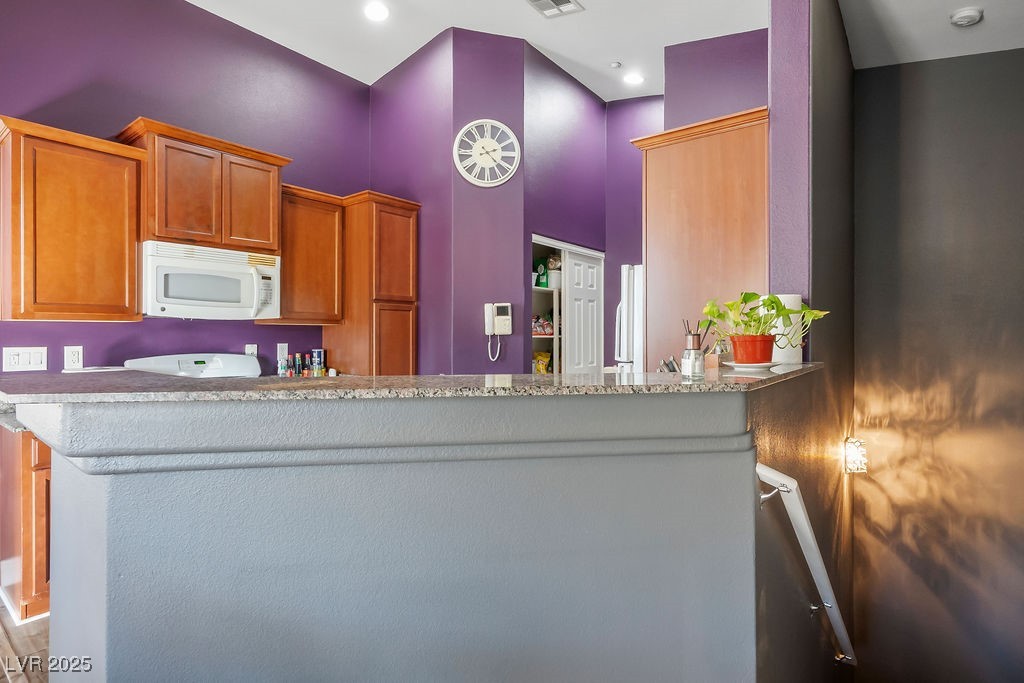 6040 Emma Bay Court 101