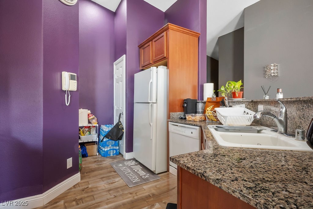 6040 Emma Bay Court 101