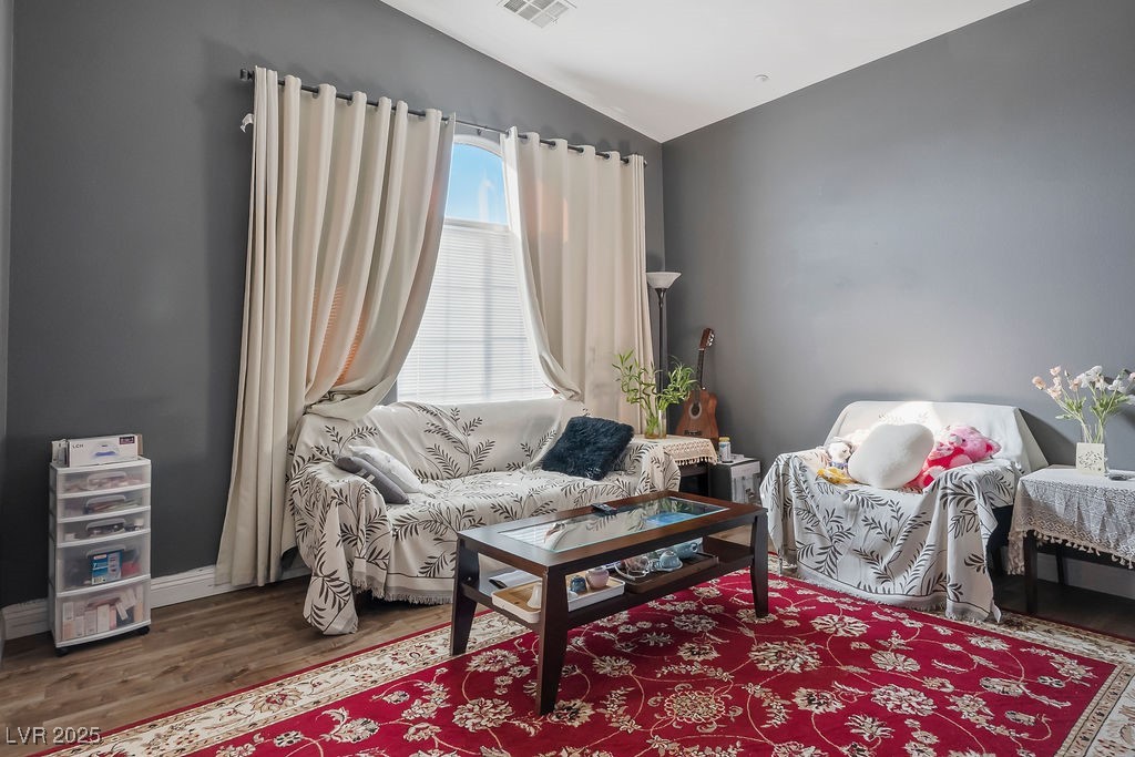 6040 Emma Bay Court 101