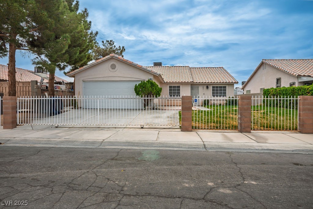1905 Rose Coral Avenue