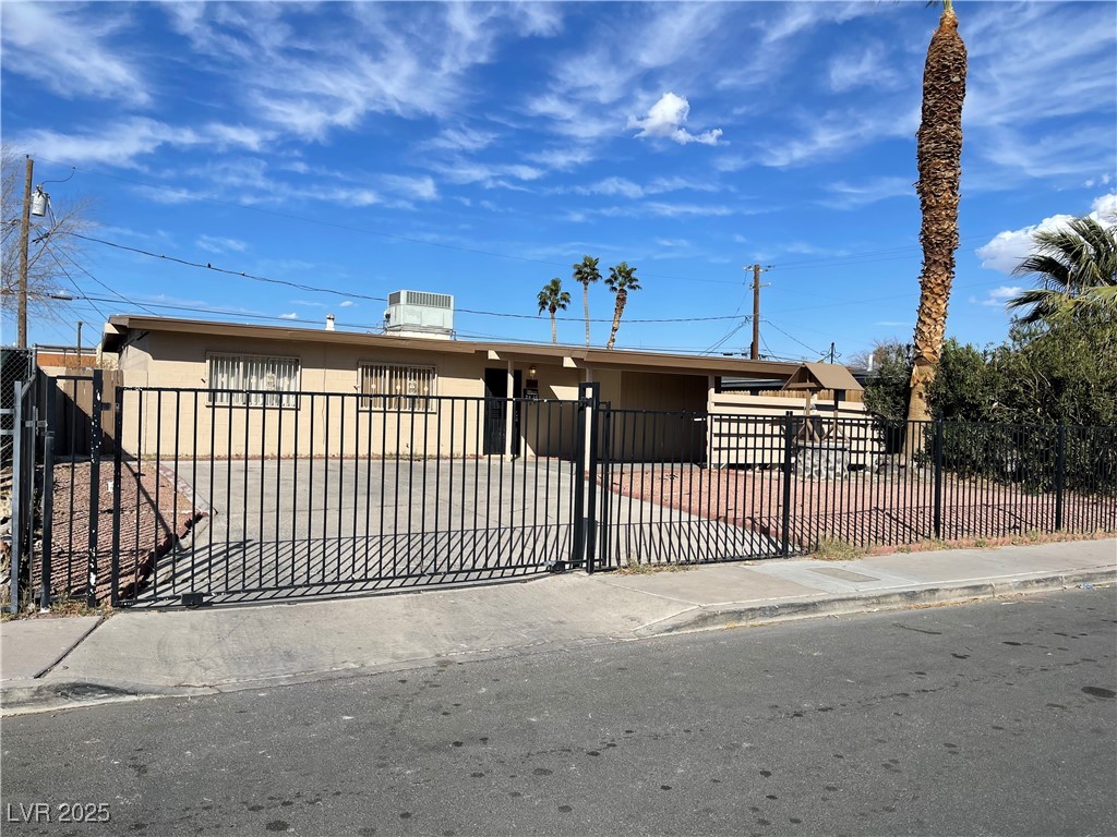 2528 Flower Avenue