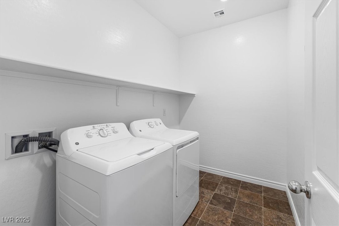 2740 Aldine Court