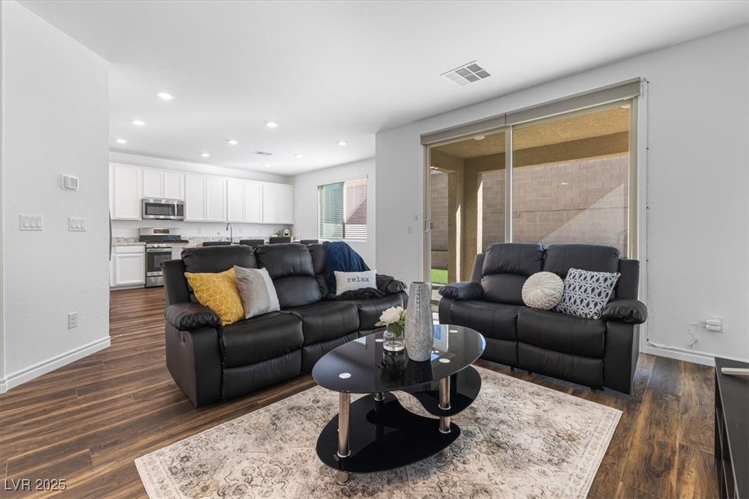 2740 Aldine Court