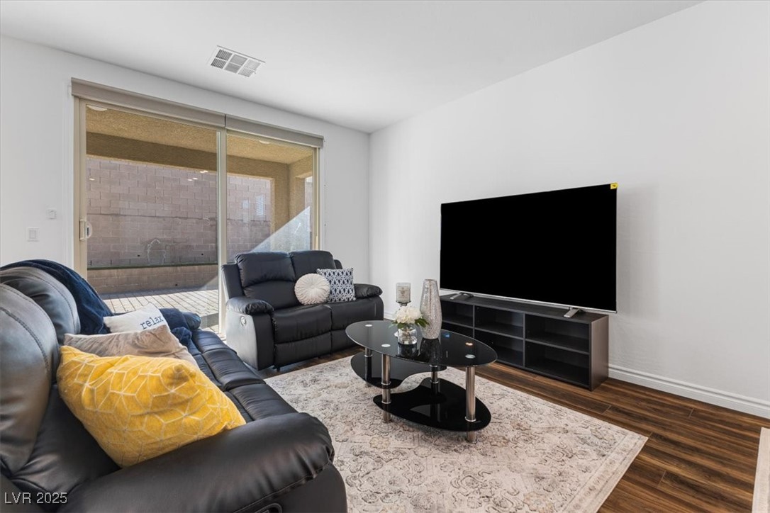 2740 Aldine Court