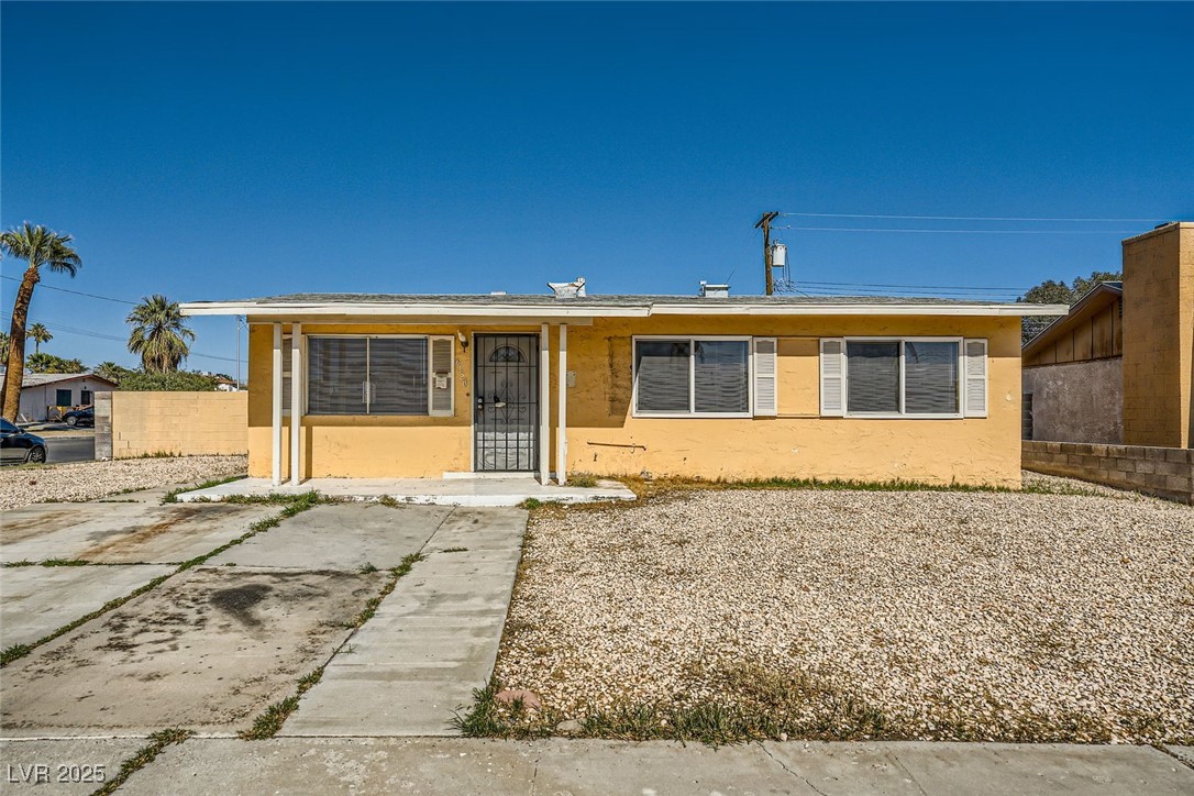 6120 Cairo Circle