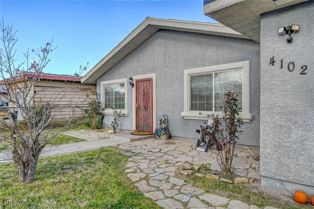 4102 Calimesa Street