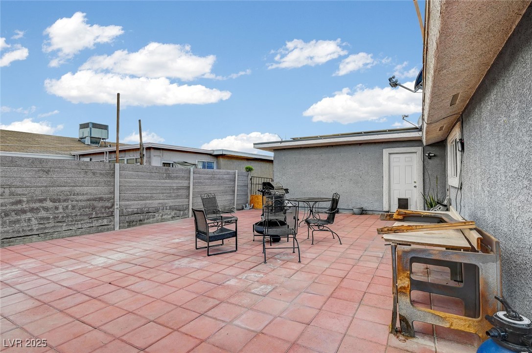4102 Calimesa Street