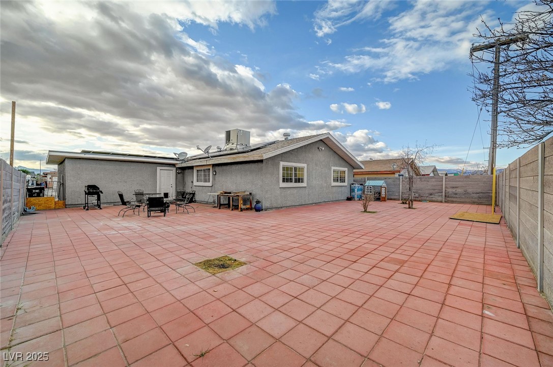 4102 Calimesa Street