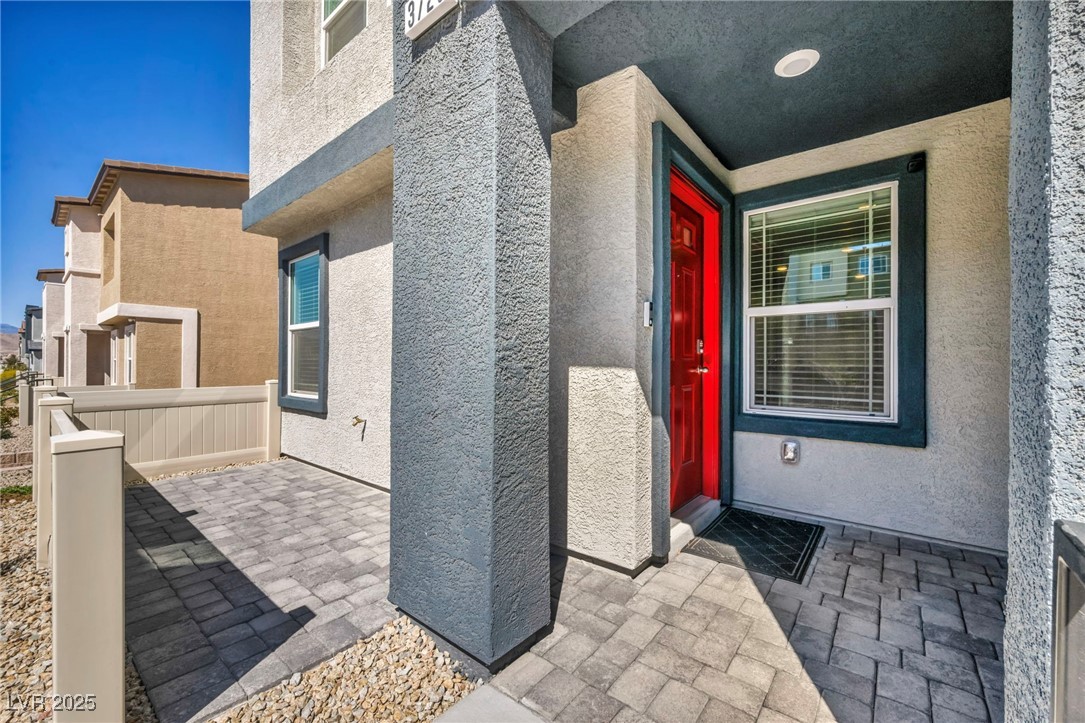 3725 Celesta Vista Avenue
