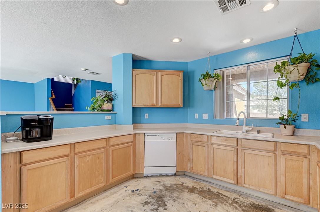 3193 Emerald Creek Drive
