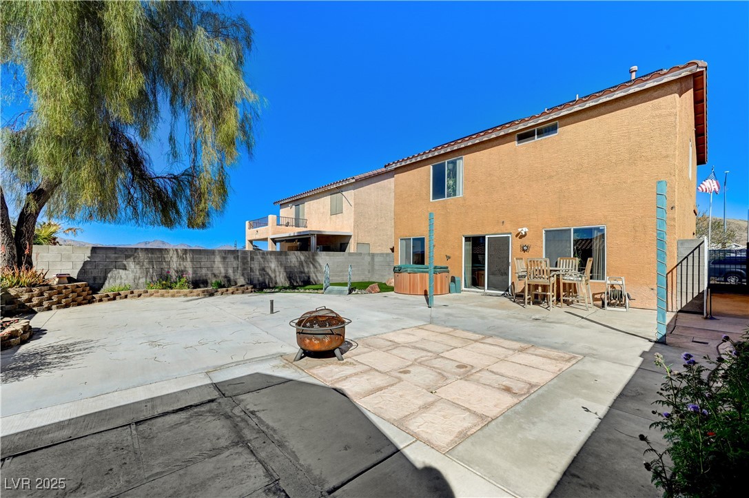 3193 Emerald Creek Drive