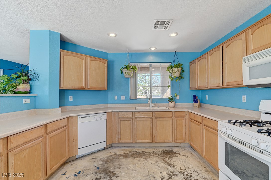 3193 Emerald Creek Drive