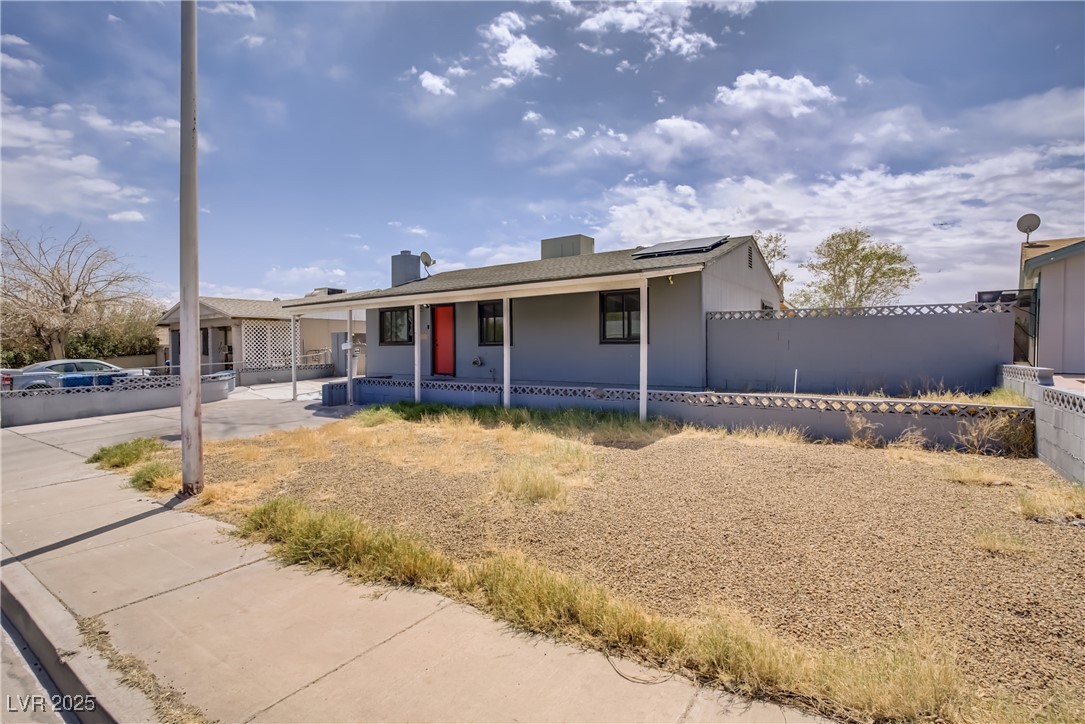 5463 Waltham Lane