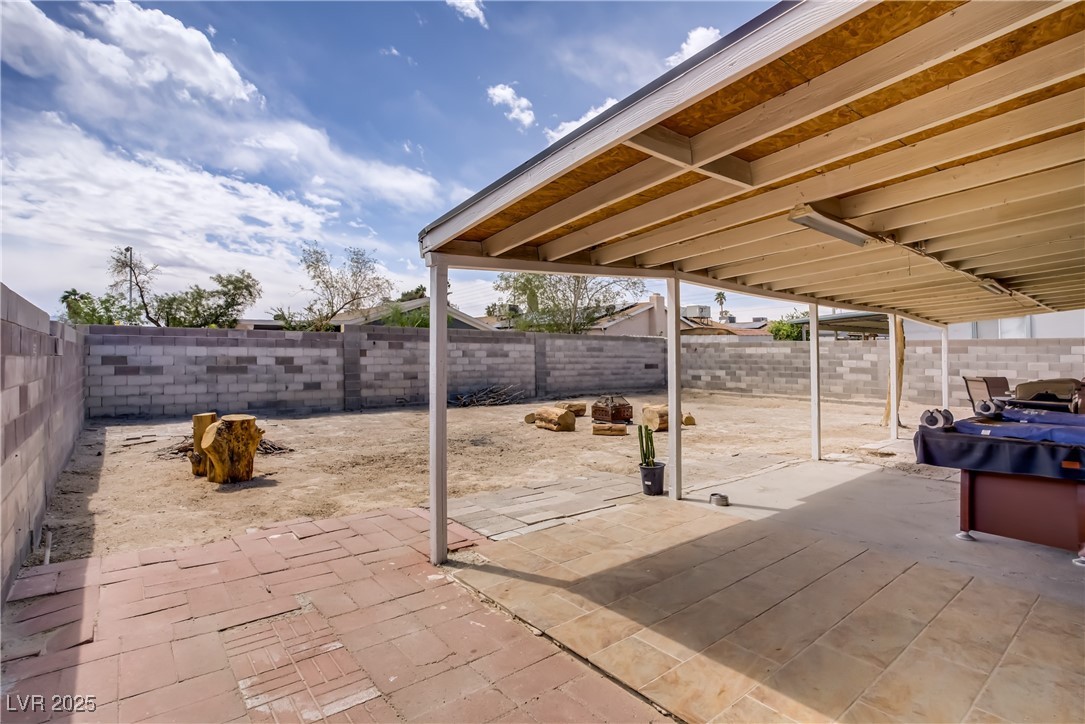 5463 Waltham Lane