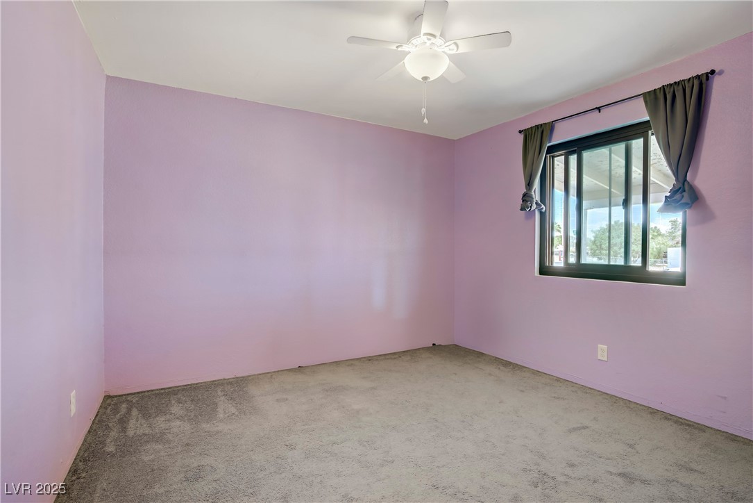 5463 Waltham Lane