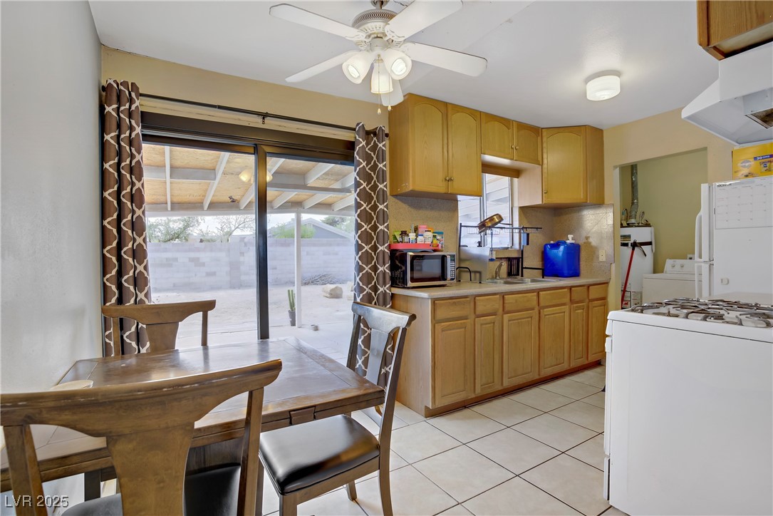 5463 Waltham Lane