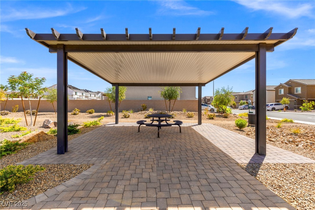 6252 Blood Lily Avenue