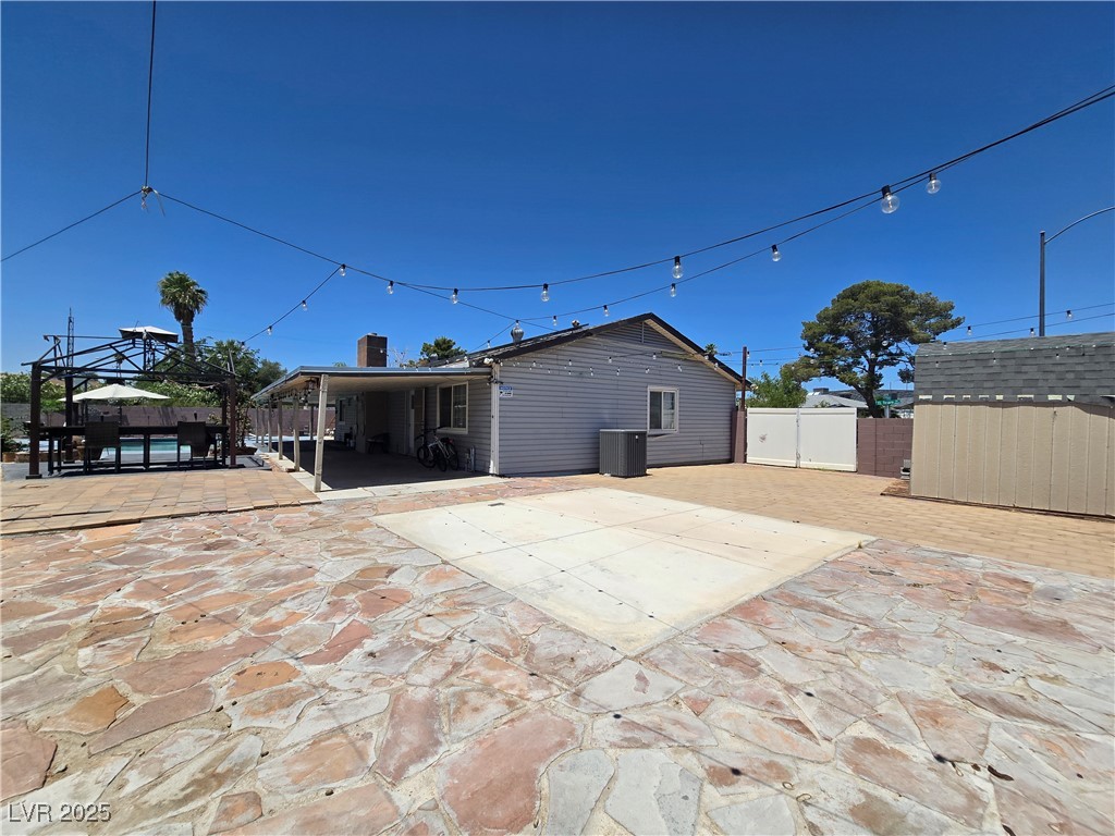 4823 El Tesoro Avenue