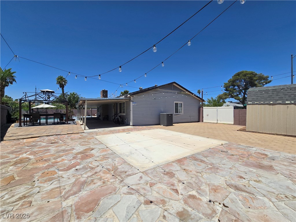 4823 El Tesoro Avenue