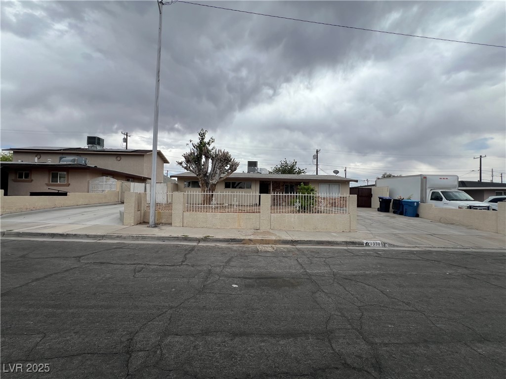 1338 Smoke Tree Avenue